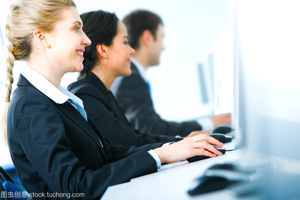 计算机业务培训 提升技能，驱动数字化未来