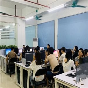选择惠炫电脑培训中心加盟 开启计算机培训事业的黄金机遇